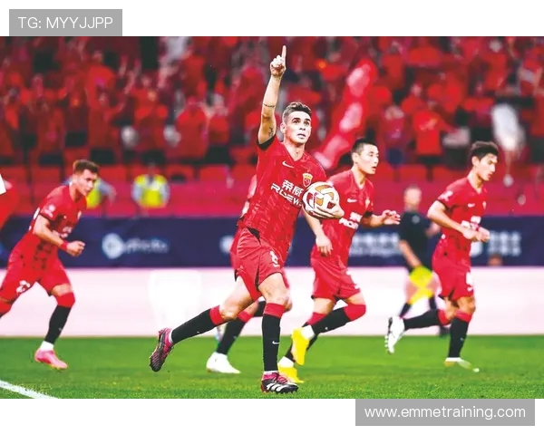 奥斯卡庆祝海港夺冠：我们是冠军！祝贺我的队友、朋友和球迷